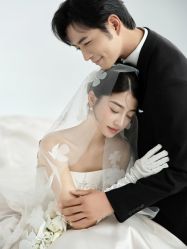 -蒙娜丽莎婚纱摄影(爱城总店)