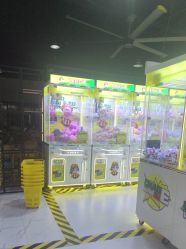 -飞吧潮玩运动蹦床游乐场