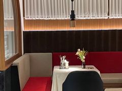 -阿妮叶李(光谷世界城店)