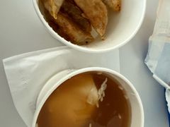 -李与白包子铺(桐梓林店)