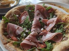-WOLFGANG PUCK KITCHEN & BAR(迪士尼小镇店)