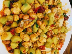 -乡土特色.冷锅鱼.牦牛肉汤锅