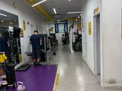 -发条鸭无人健身房(静安胶州路店)