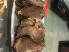 -犇牛记·鲜牛肉火锅