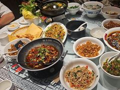 -味上湘菜馆(阿波罗店)