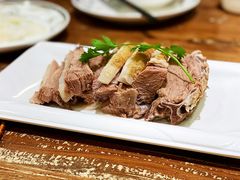 -清真·玛丽亚新疆菜主题餐厅(浙江中路店)