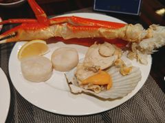 -广州万富希尔顿酒店·感趣自助餐厅·金秋蟹宴生蚝海鲜刺身