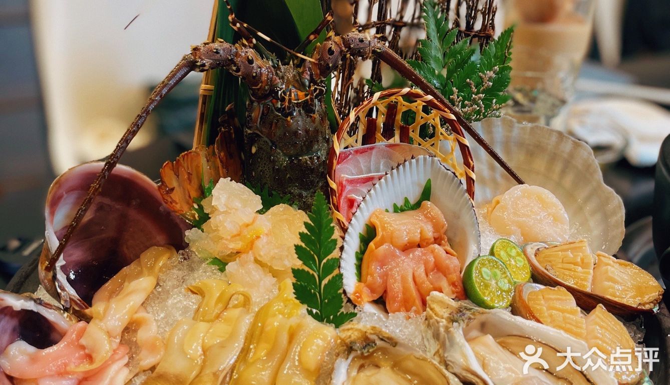 吃美味深海珍品海鲜尽在—珍滋味海鲜粥火锅