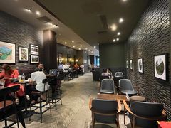 大堂-星巴克臻选(南京金茂览秀城店)