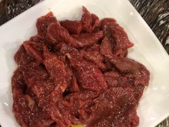 -啊美丽炭火烤肉(滑翔一店)