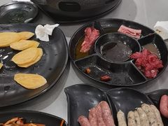 -啊美丽炭火烤肉(滑翔一店)