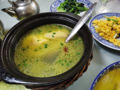 -云河农家乐饭店(福禄缘树山店)