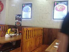 -老陕兄弟(彩虹新城店)