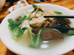 特色鸡汤面-富源春面馆(四川北路店)