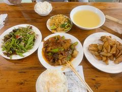 -王菊美食街·王菊面馆(总店)