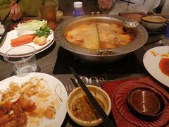 -牛YO寿喜烧·铁板烧和牛火锅自助(市府恒隆店)