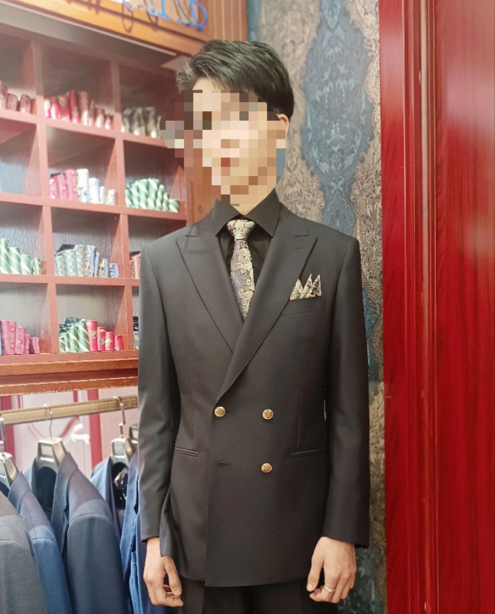 天津西服定制西装黑色双排金属扣西服