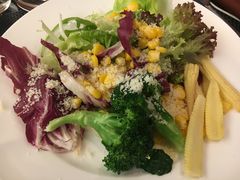 -圣丰索菲特·2 On 988 Café 自助餐厅