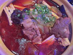 -夜火烤摊·东北烧烤酒场·老杨小黄鱼