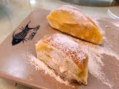 新西兰芝士奶酪包-龙禧渔村酒楼