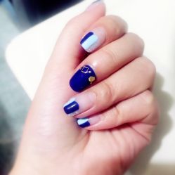 -手牵手美甲