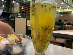 鲜橙百香果-佰搭果·广式茶餐厅(西华路店)