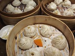 文蛤鲜肉小笼馒头-南翔馒头店(豫园店)