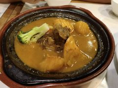 招牌咖喱牛腩煲-新世界餐厅(万达店)