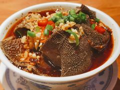 -炉小二铜锅牛蛙•川湘菜(三里屯店)