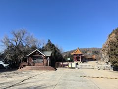 -蟒山国家森林公园天池停车场
