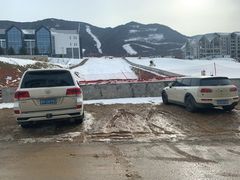 -鳌山滑雪度假区