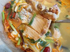 -抚仙湖生态石锅鱼野生菌(告庄店)
