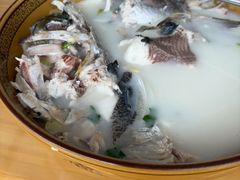 -美顺香食府鱼头老店(雪野湖店)