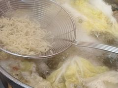 -官塘陈记鱼生·潮汕砂锅粥·牛肉火锅(潮枫路总店)