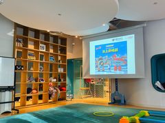 -蔚来中心(北京中关村店)