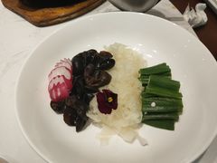 -峨嵋小镇·川菜(勒泰中心店)