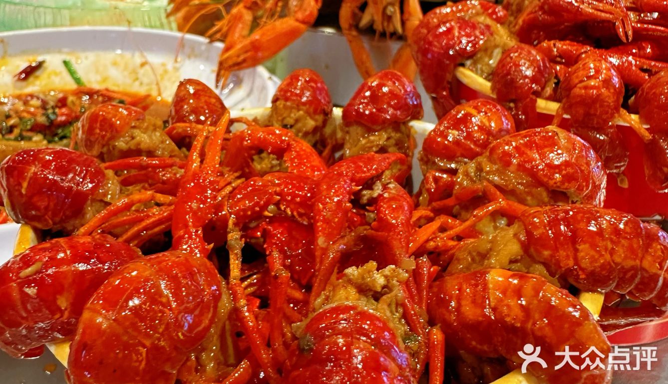 🔵蛮憨憨|我的2️⃣0️⃣2️⃣4️⃣年第一顿小龙虾‼️