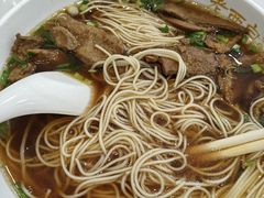 -老西白点心店