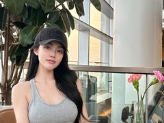 -黄金时代游泳健身云畔会所(绿地中心双子塔店)