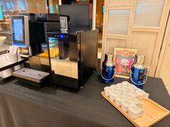 -上海西藏大厦万怡酒店Momo Cafe(徐汇店)