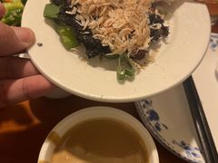 -洞庭洲·防空洞火锅·烧烤·铜锅涮肉(新百广场店)