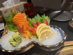 -山川小町·极番烧肉(新地假日广场店)