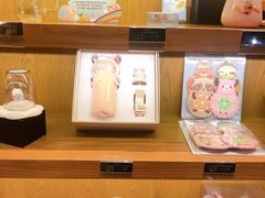 零售区-星巴克臻选(舟山凯虹广场店)