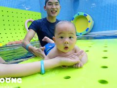 -龙格亲子游泳俱乐部(泊富中心)