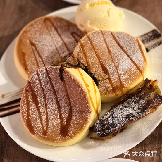 卓别林肉铺餐厅(中医街店)