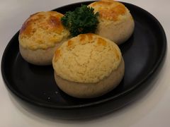 酥皮叉烧包-白天鹅宾馆-宏图府餐厅