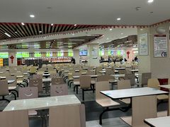 -长富金茂大厦