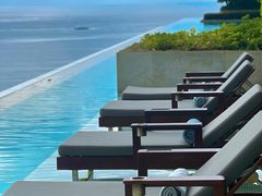 -瑰丽酒店·海吧·天际下午茶·现场DJ·天台酒吧