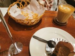 杏仁羊角-麦田工坊(月湖店)