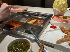 -海底捞火锅鲜切牛肉主题店(长寿路店)